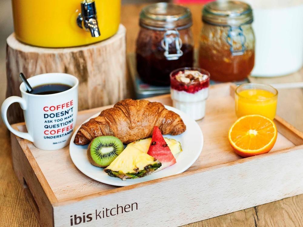 Hotel Ibis Brussels Centre Gare Du Midi 3*