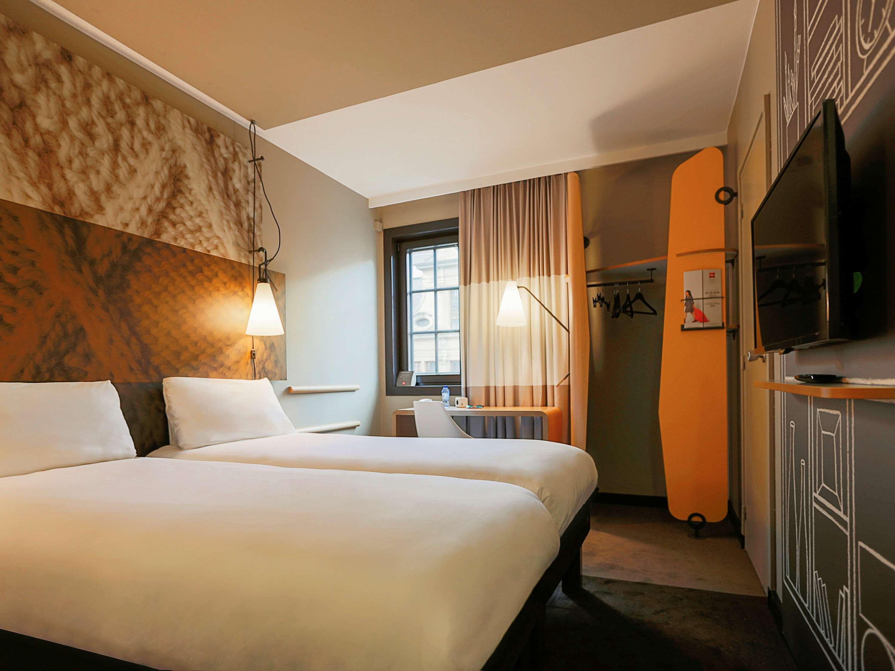 Hotel Ibis Brussels Centre Gare Du Midi 3*