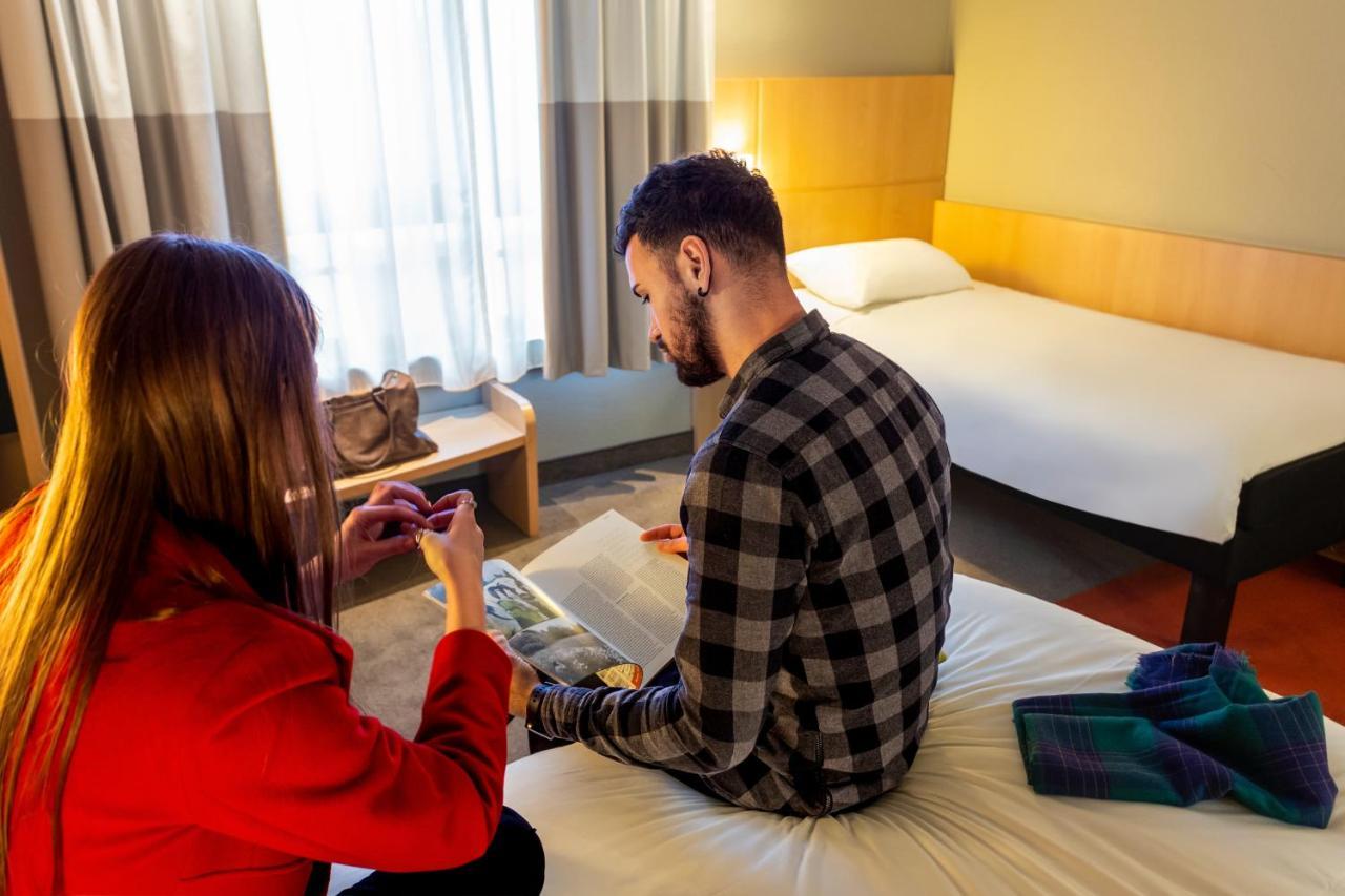 Hotel Ibis Brussels Centre Gare Du Midi 3*