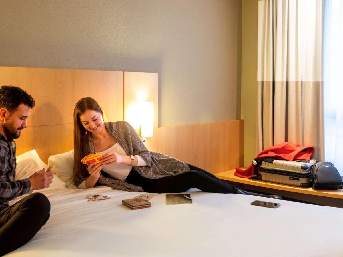 Ibis Brussels Centre Gare Du Midi Hotel 3*